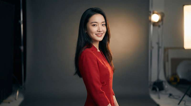 高跟踩踏明星创作者